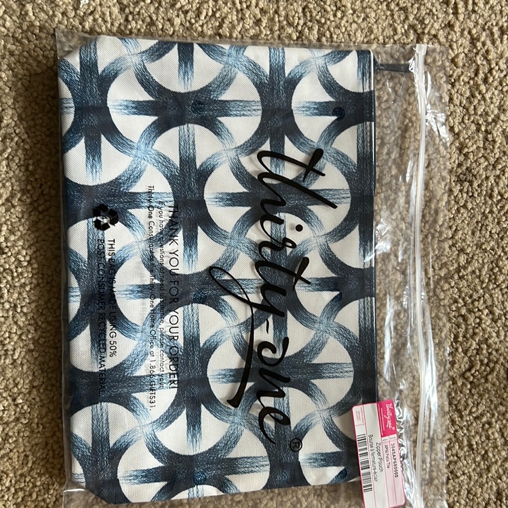 Thirty One Zipper Pouch Patio Tile 7" x 5"